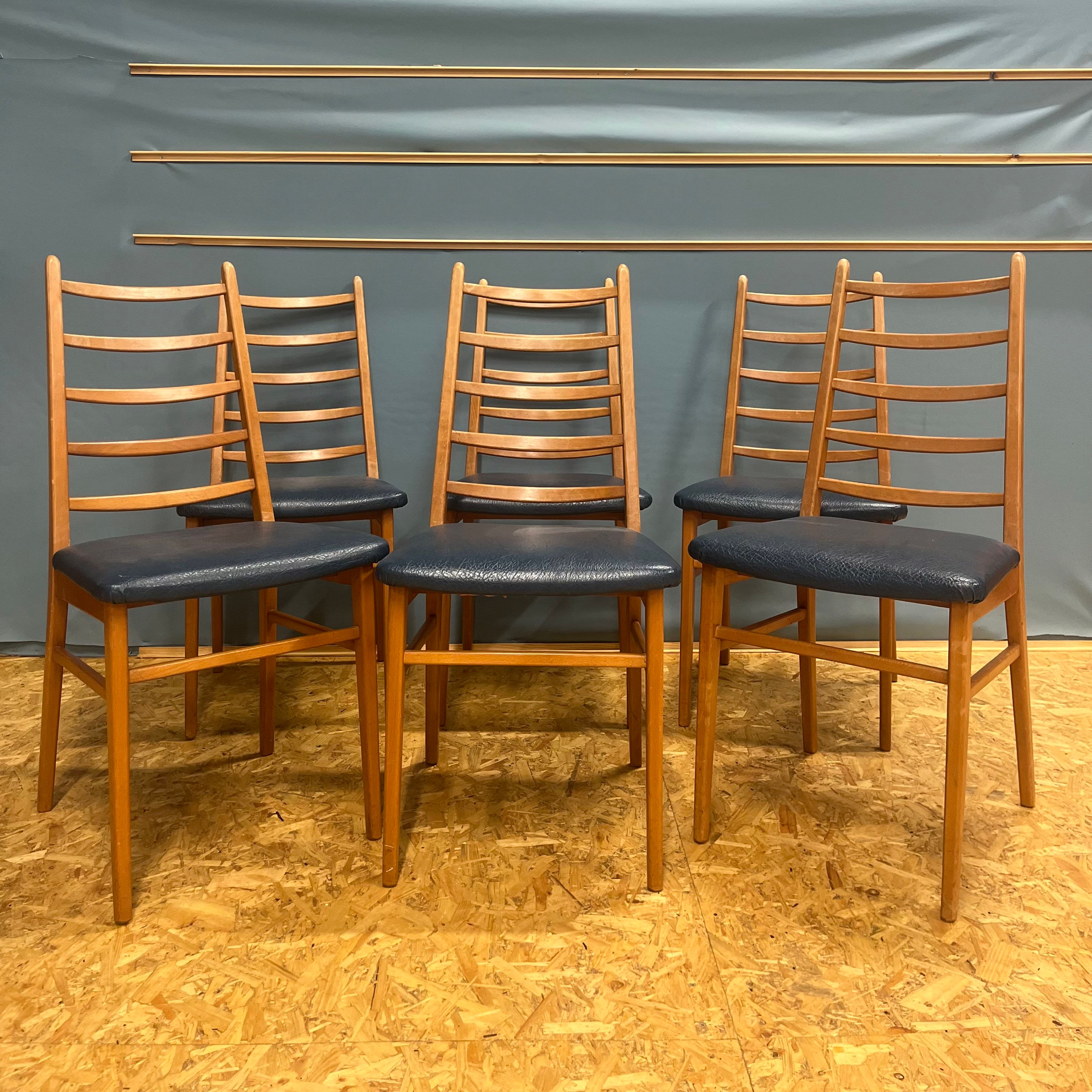 Set of 6 mid century dining chairs 