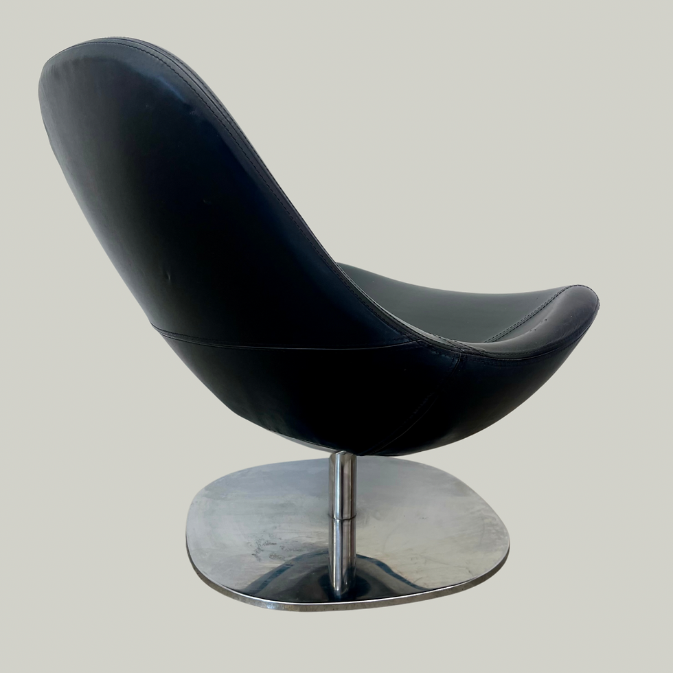 Thumbnail: Vintage IKEA Tirup egg chair in black leather