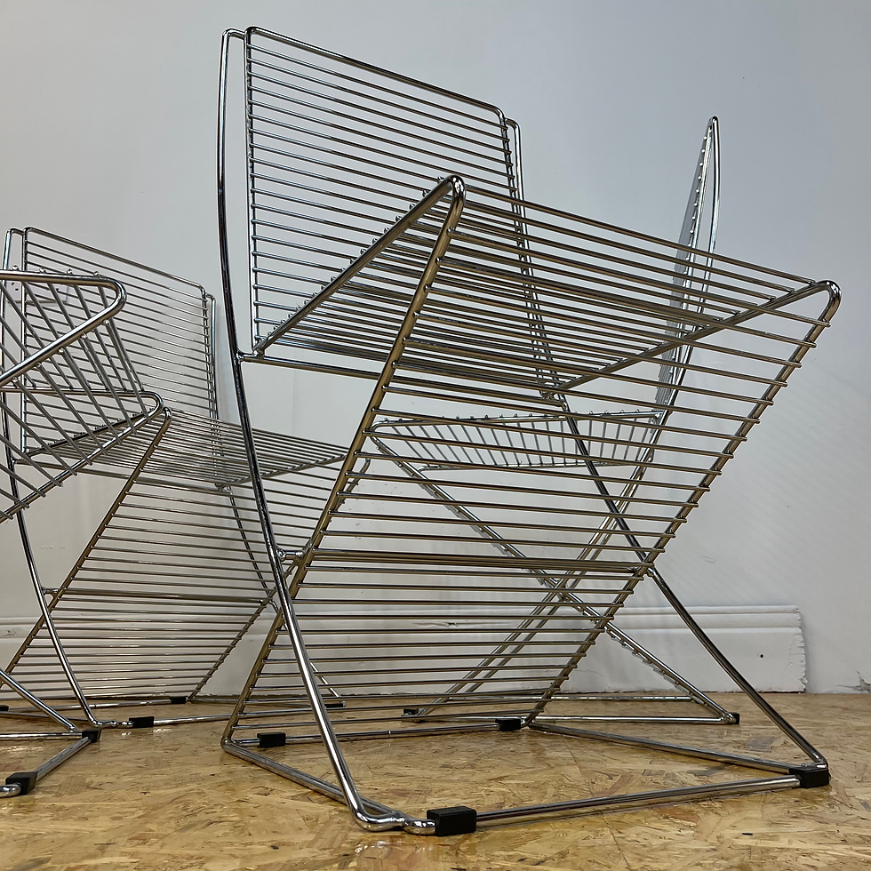 Thumbnail: Set of 4 German Kreuzschwinger chrome chairs