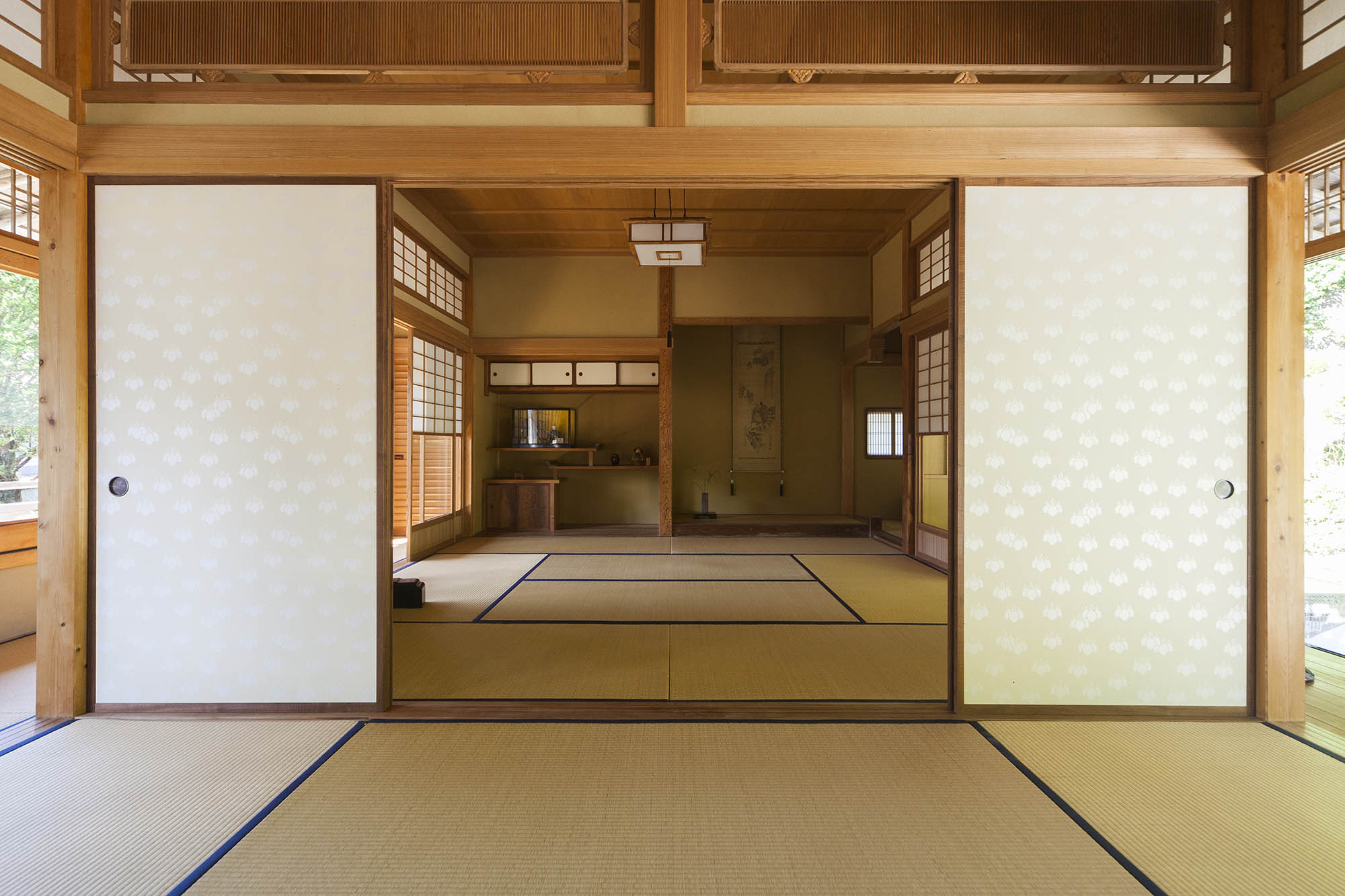 茶室を臨む