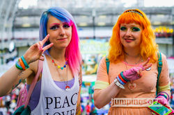 two girls Hyper Japan.jpg