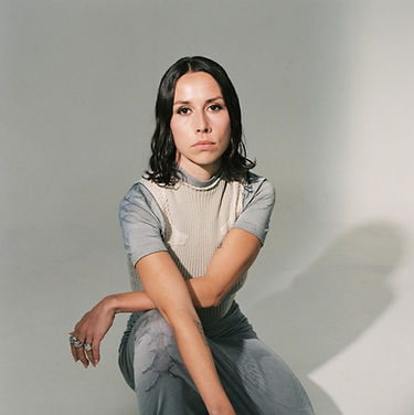 LEADPHOTO-864x864.jpg