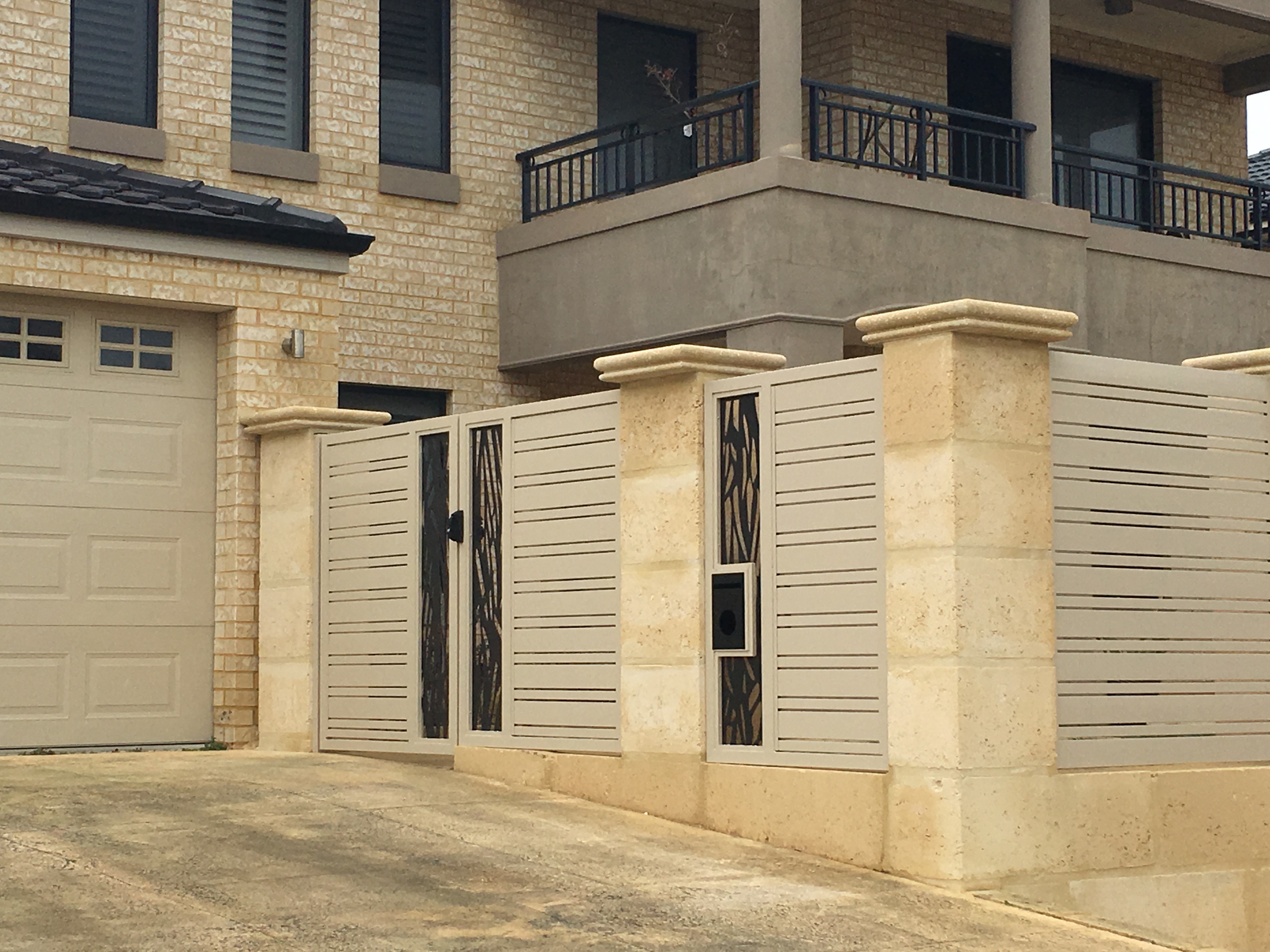 Gates, fences & screens Outdoor Walls n Floors Mandurah