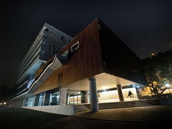 Zhong Yuan University