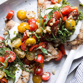Crockpot Recipe: Chicken with Pesto Bruschetta and Cauliflower Rice