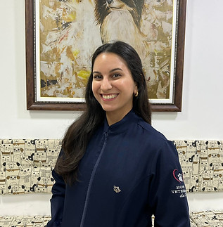 Dra. Laboratório.jpg