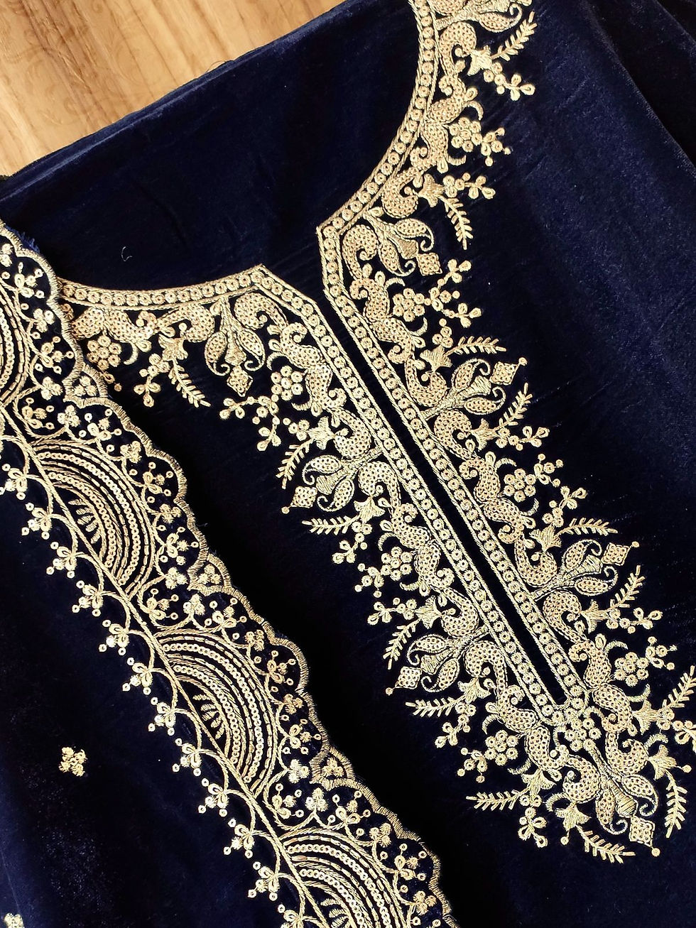 Pikkukuva: Velvet Work Suit