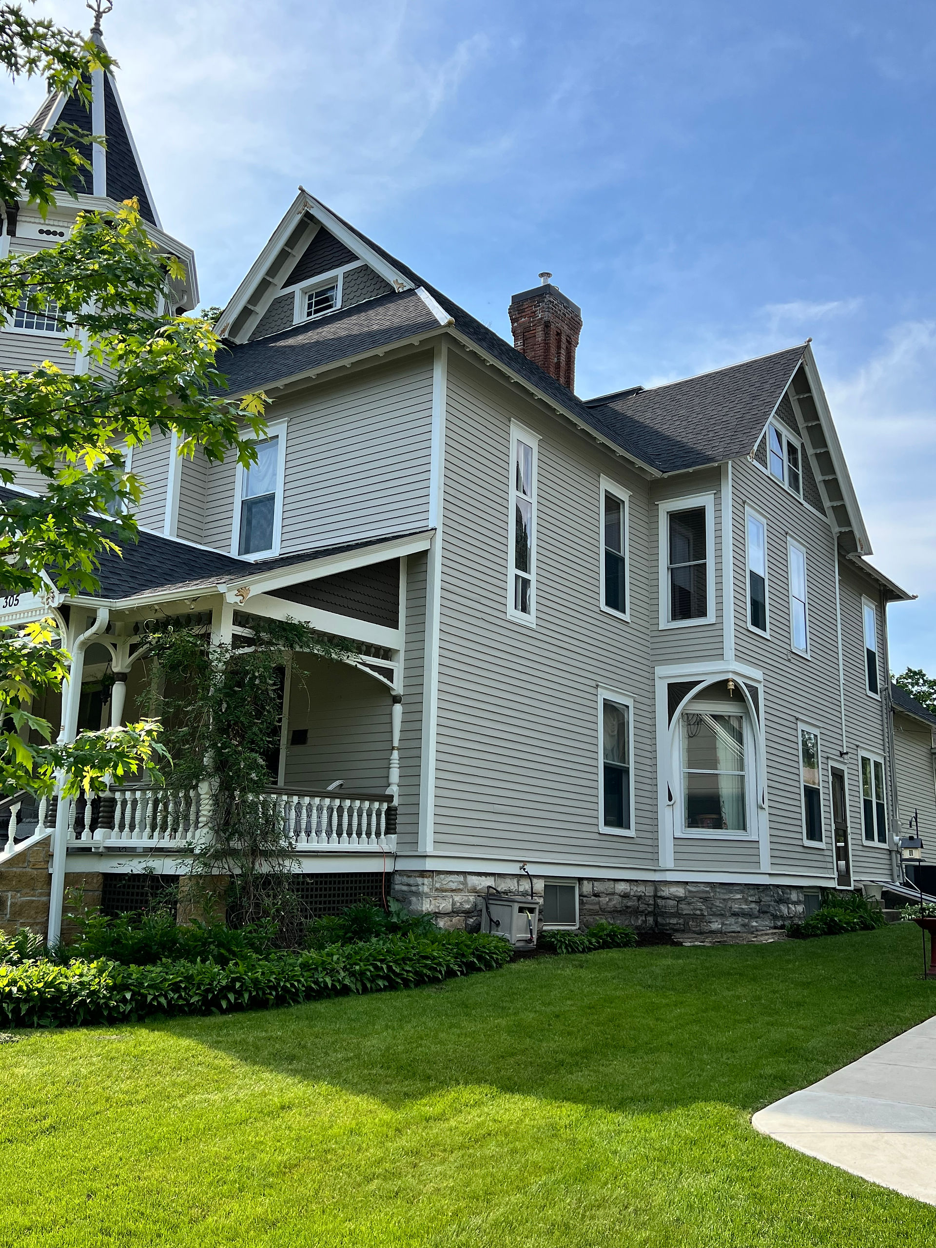 West side of Historic Hutch House in Faribault, Minnesota, on a sunny day