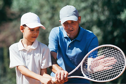 Tennistraining-Kind-Sandplatz