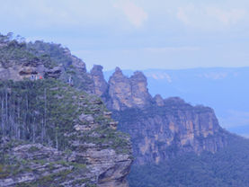 Hacia montañas azules
