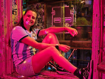 ¿Qué son los Ruin Bars de Budapest? Historia, dónde encontrarlos y nuestra experiencia