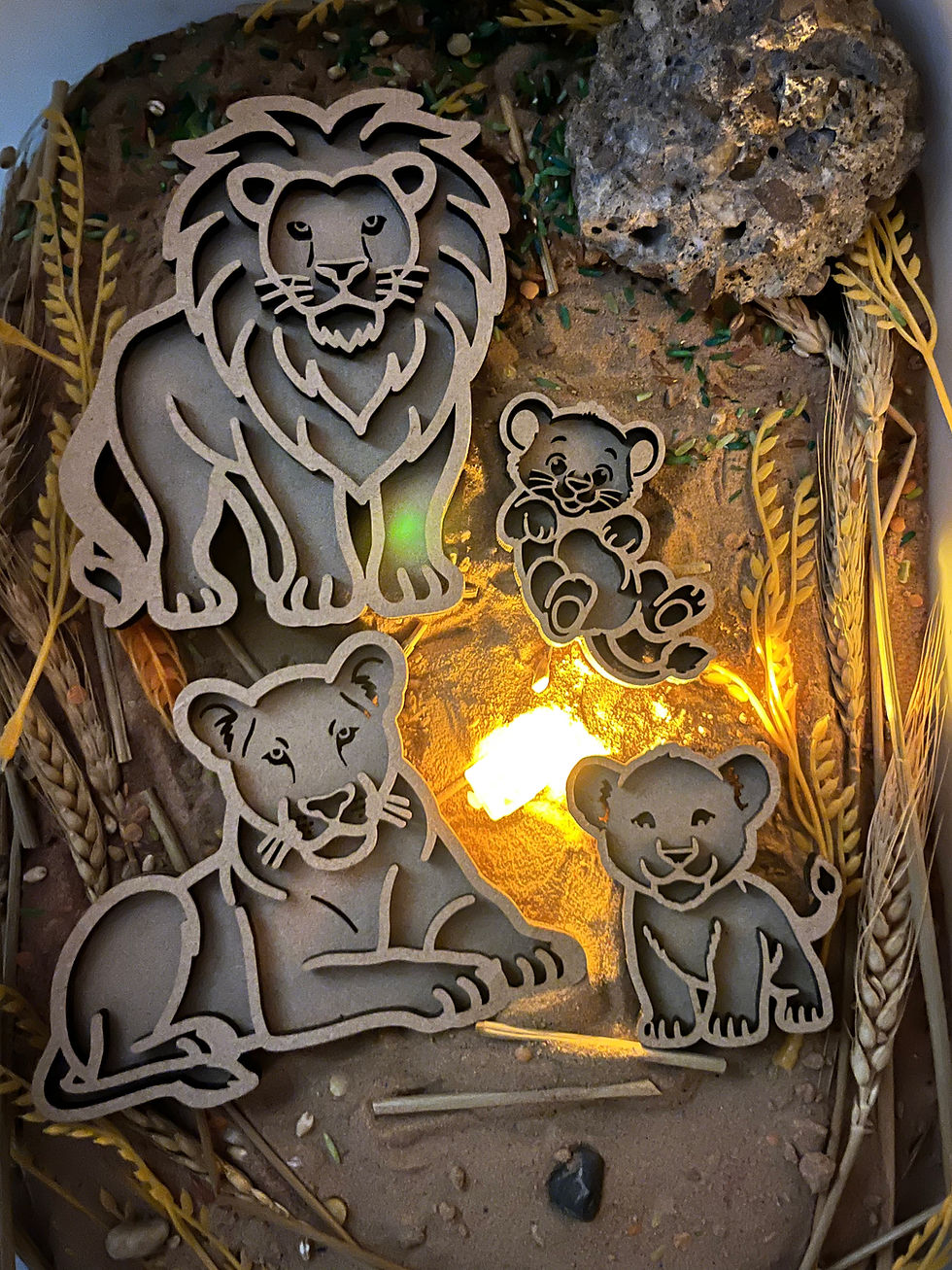Thumbnail: BASICS Lion pride Mini Sensory tray family of 4