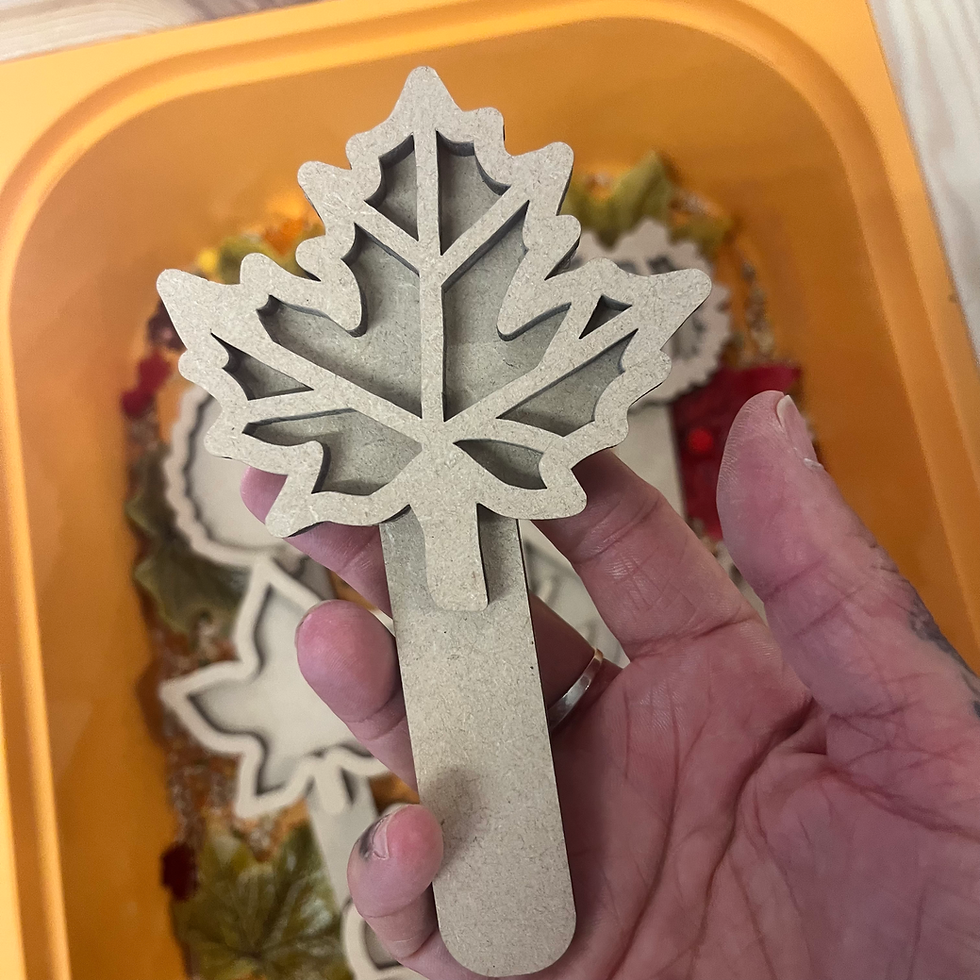 Thumbnail: Set of 8 Autumn leaves Sensory base scoops