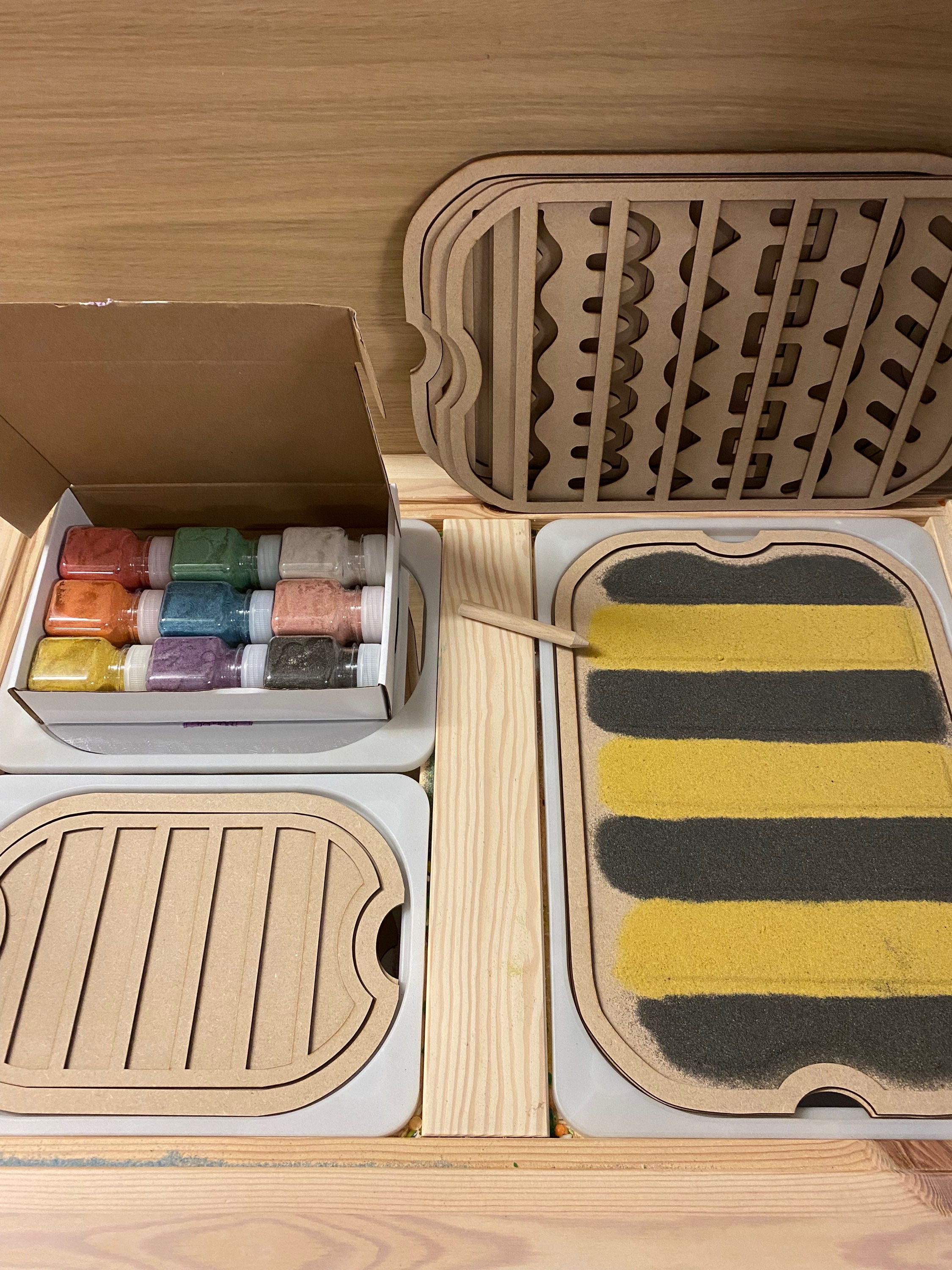 Sand sorter tray activity lids and trofast bases