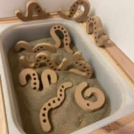 Chunky stacking counting worms