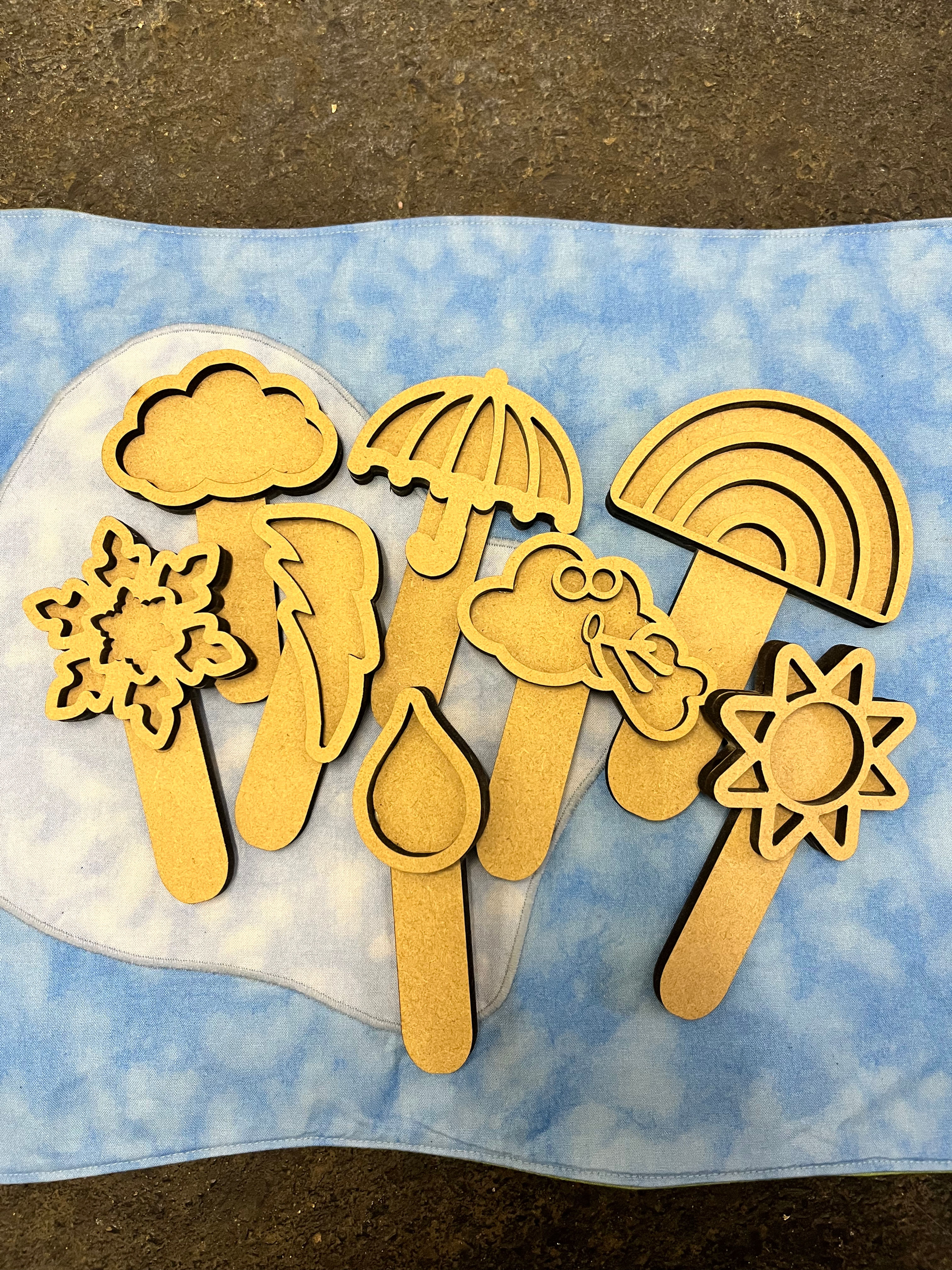Weather MDF sensory scoops / wands