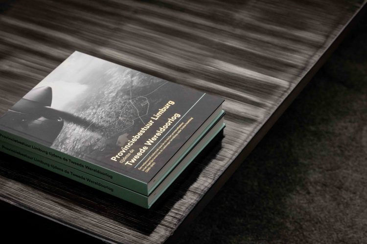 Boek WW2 ©MaxVicca photography