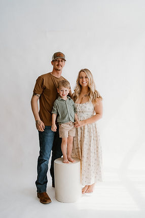 Louisville Loft creative studio family photoshoot