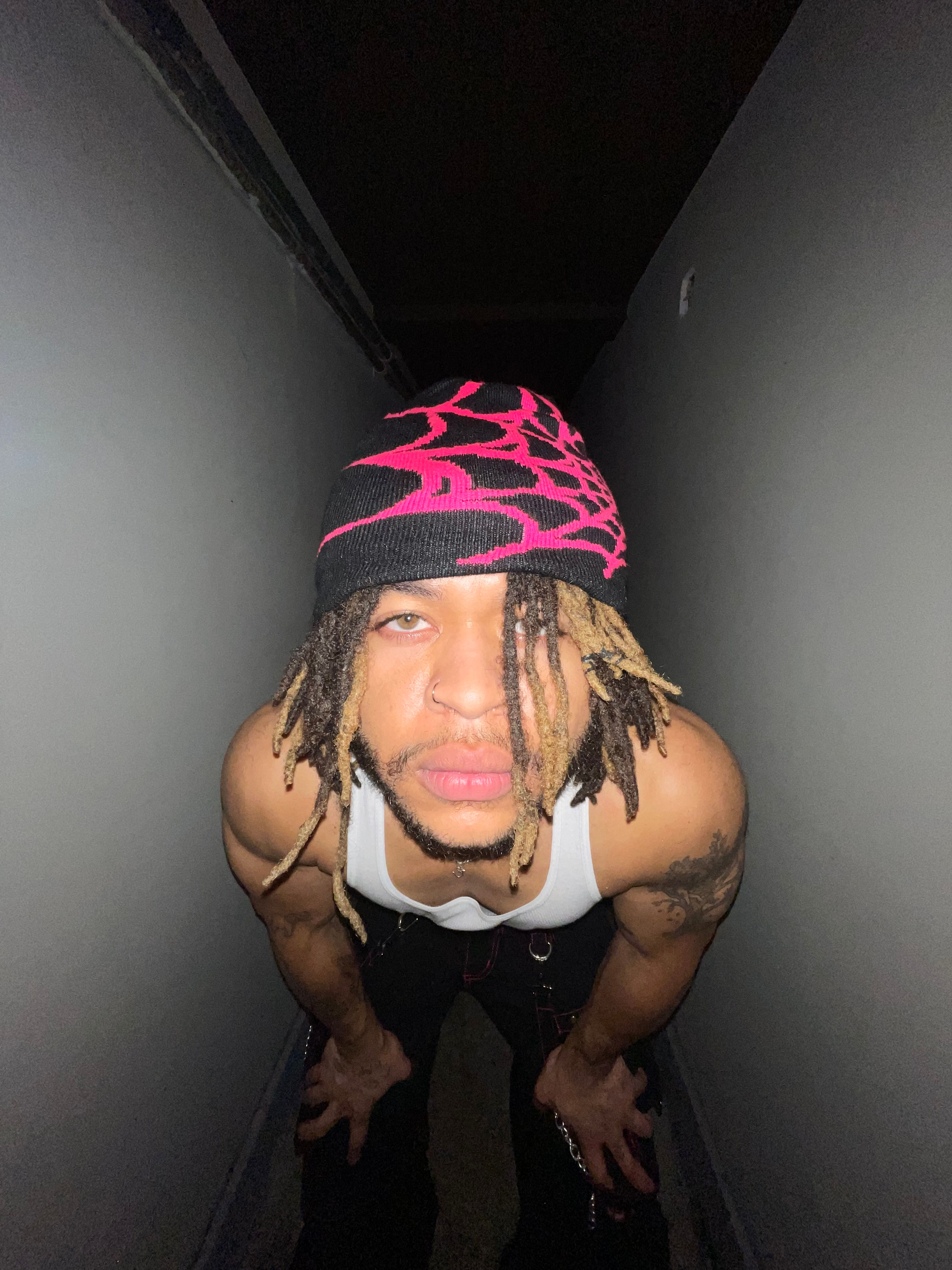 royLT Performing @ Naija Bar | Staten Island!