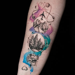 Screenshot 2025-01-29 at 23.02_edited.jpg