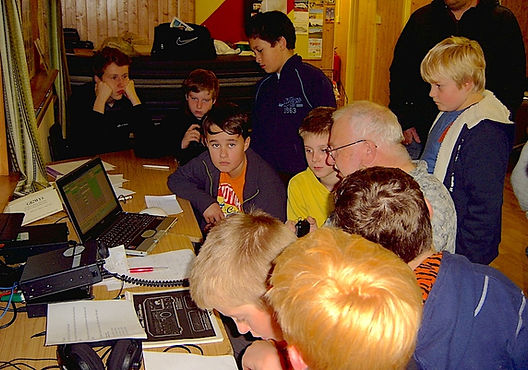 Running an amateur radio station for cub scouts