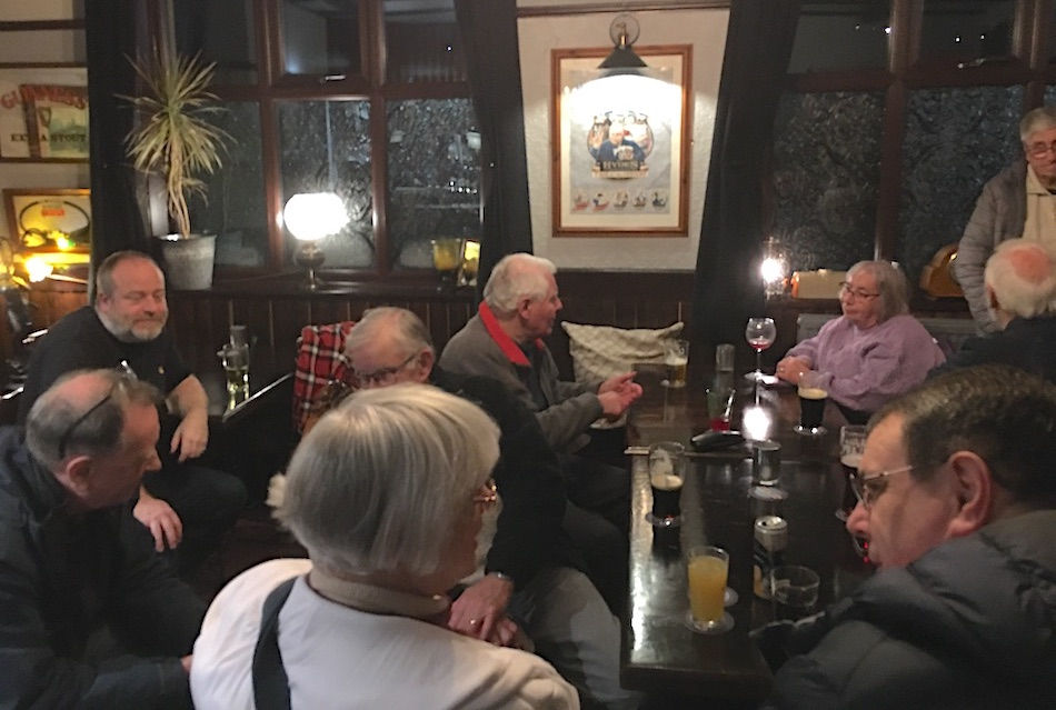 Noggin and natter at the Star Inn, Lockwood