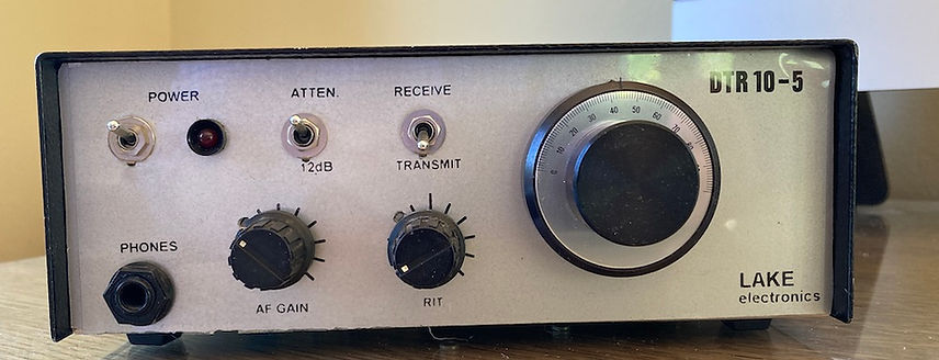 A Lake DTR 10-5 QRP transceiver