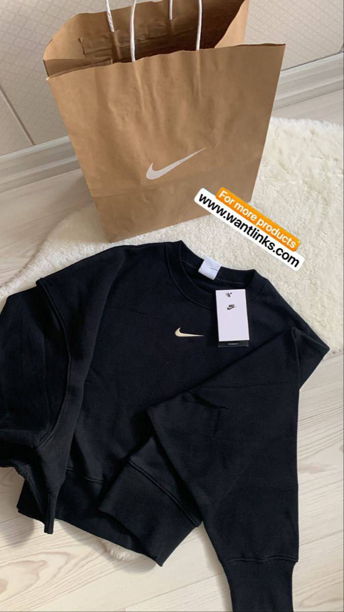 Miniatura: Lista de ropa de Nike