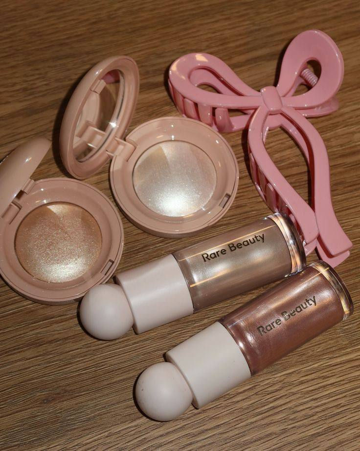 Rare Beauty Lista de Artículos de Maquillaje