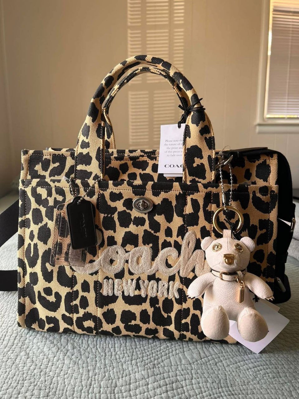 Miniatura: Lista de Bolso Coach Leopardo