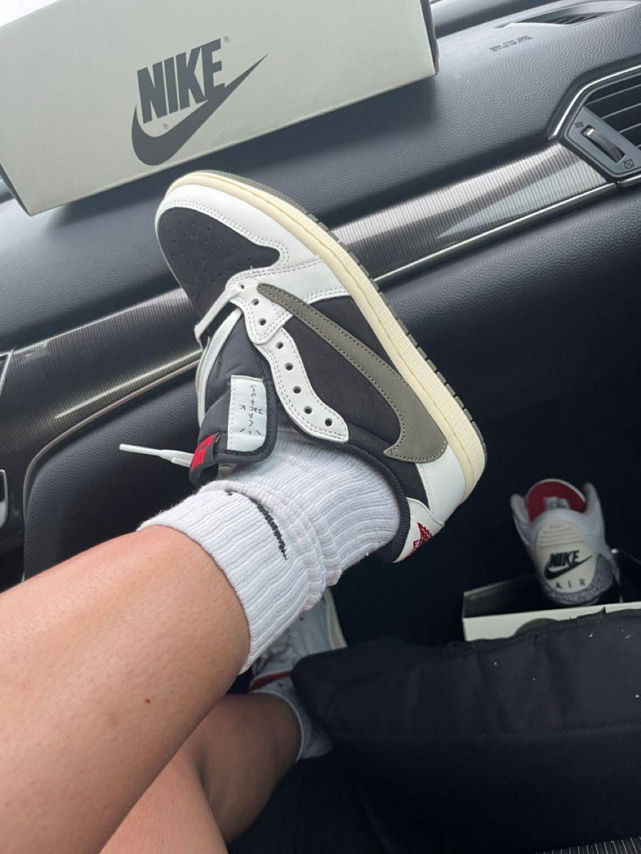 Miniatura: Nike Jordan x Travis Scott Zapatos
