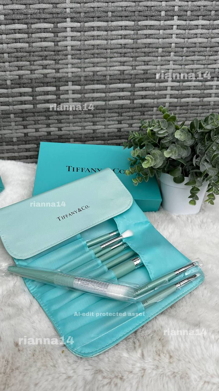 Miniaturbild: Tiffany Co