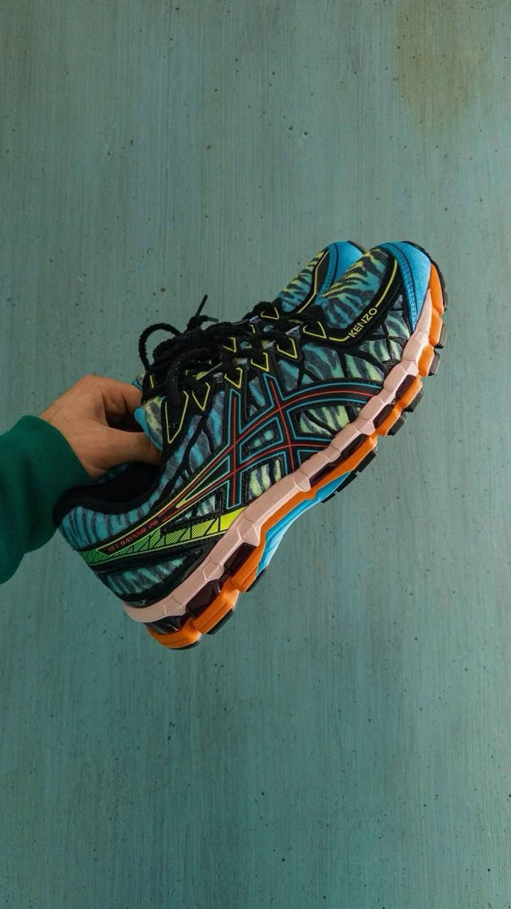 Thumbnail: Asics Trainers List