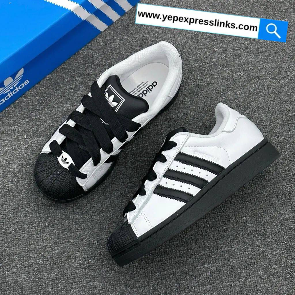 Adidas Superstar