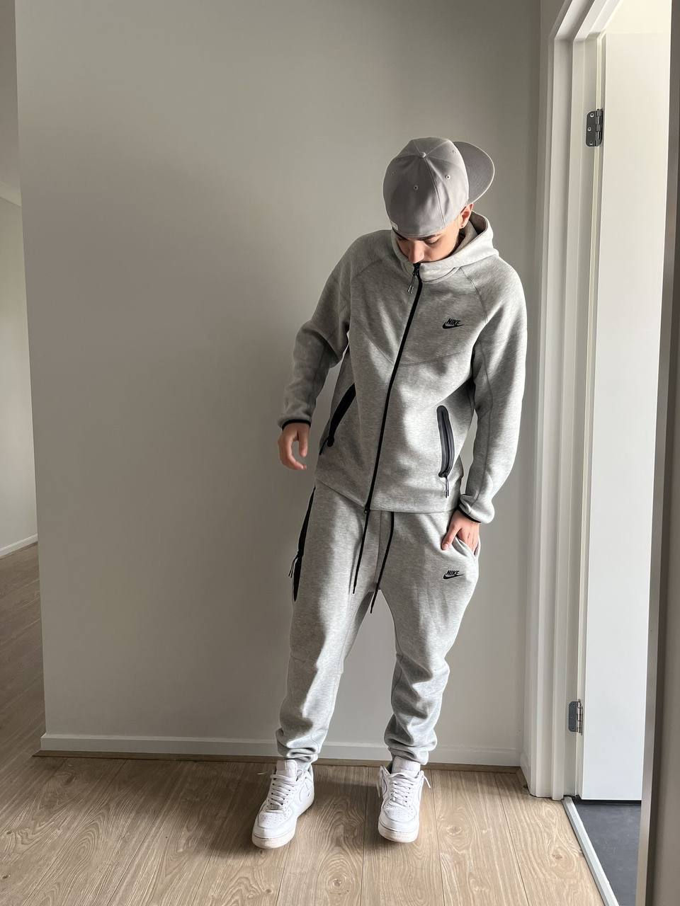 Miniature : Nike Tracksuit