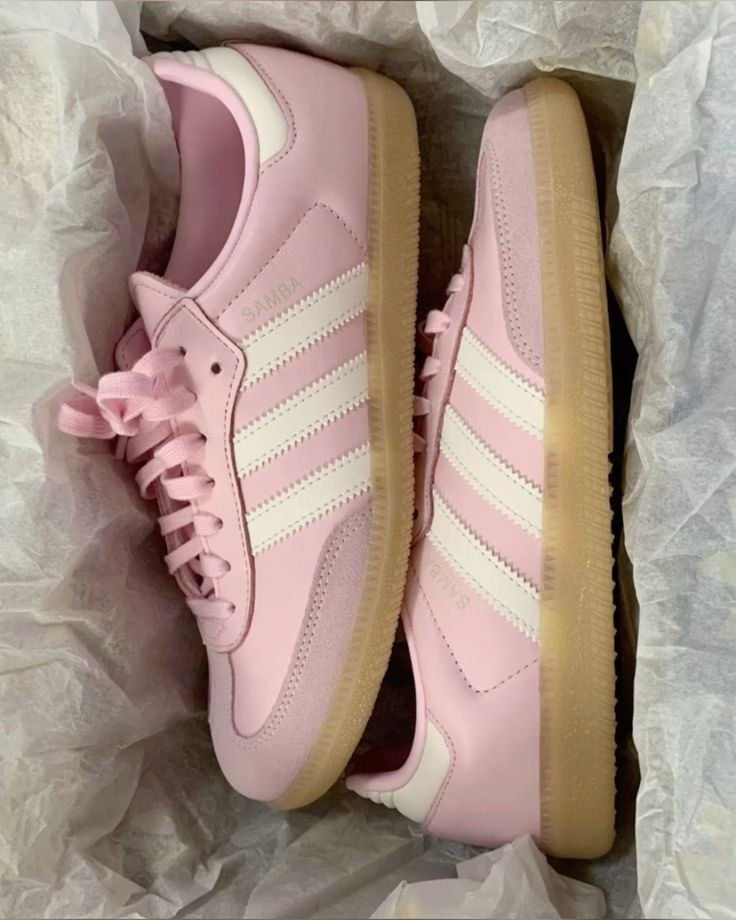 Miniature : Adidas Trainers List