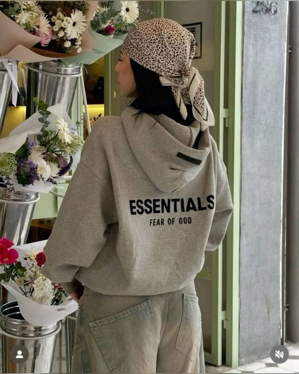 Lista de Sudadera Essentials