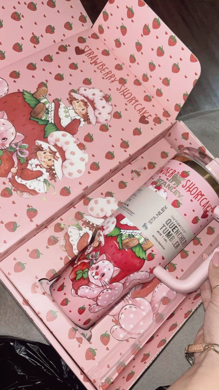 Miniatura: Stanley x Strawberry Shortcake