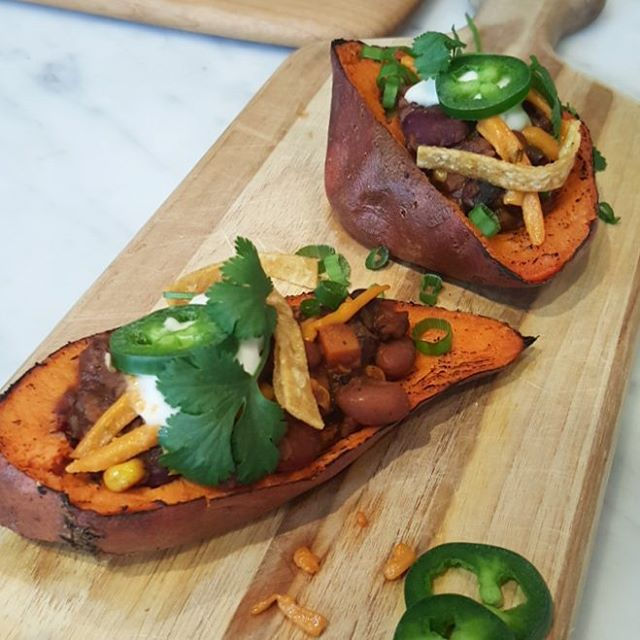 12424371_967683783325686_1277405734_n