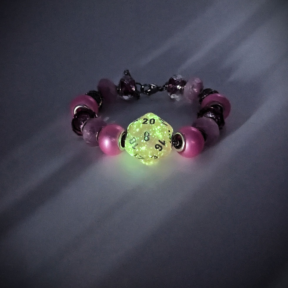 Thumbnail: Borealis Pink/silver D20 Bracelet