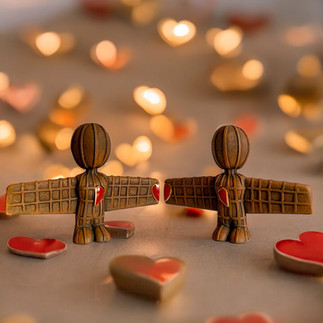 angel of the north figurines customised eco friendly gifts