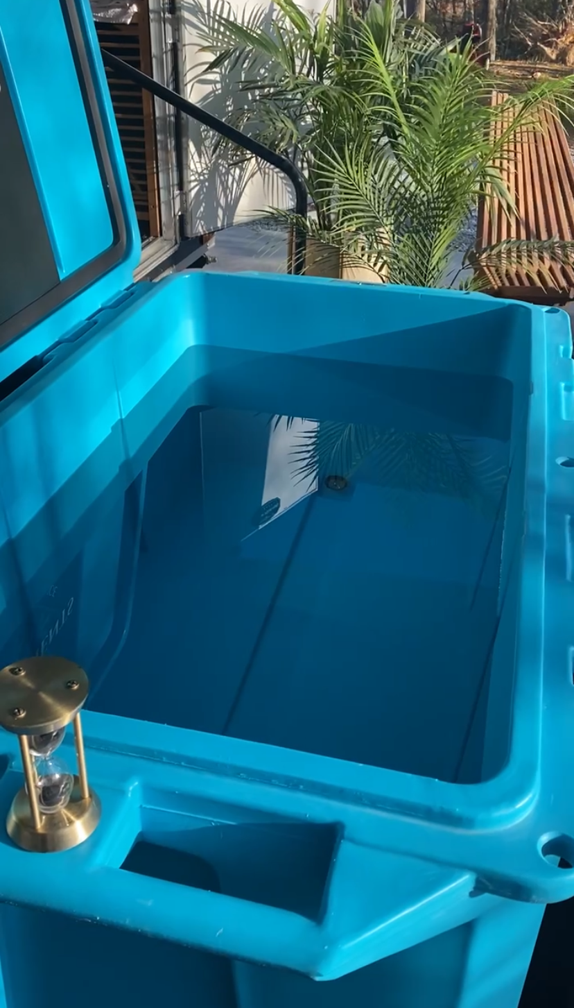 cold plunge machine
