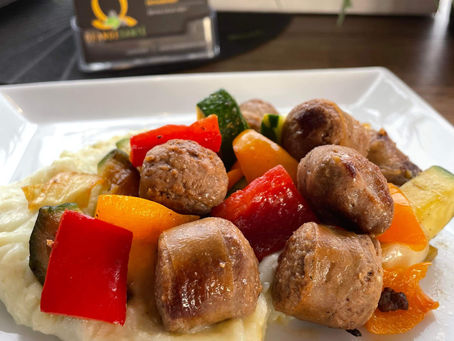 Saucisses de bison et légumes grillés