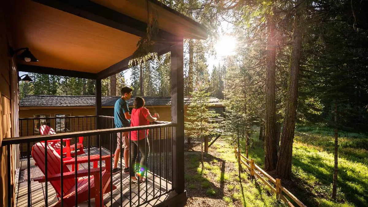 TenayaLodgeExplorerCabins_HERO.webp