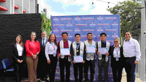 47 jóvenes guatemaltecos certificados en Programación Tecnológica