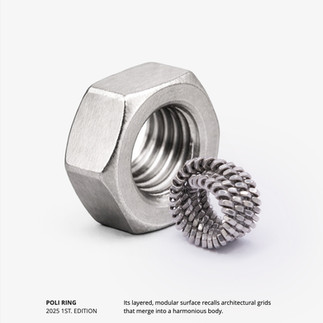 loop ring neben ganz grossen edelstahl mutter