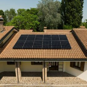   Maxeon claims 24.7% efficiency for IBC solar panel 