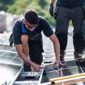   Esdec Solar unveils mounting system for C&I solar 