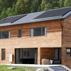 Tesla launches Powerwall 3 in UK & Germany