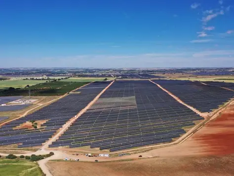 Eranovum, Israeli partners bring online 83-MW solar park in Spain